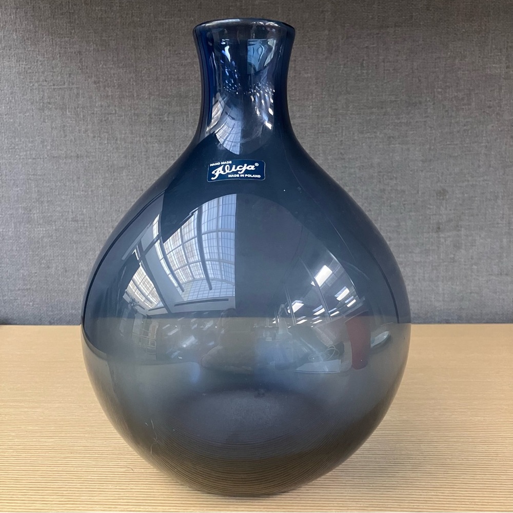 Alicja Midnight Blue Vase hand made in Poland